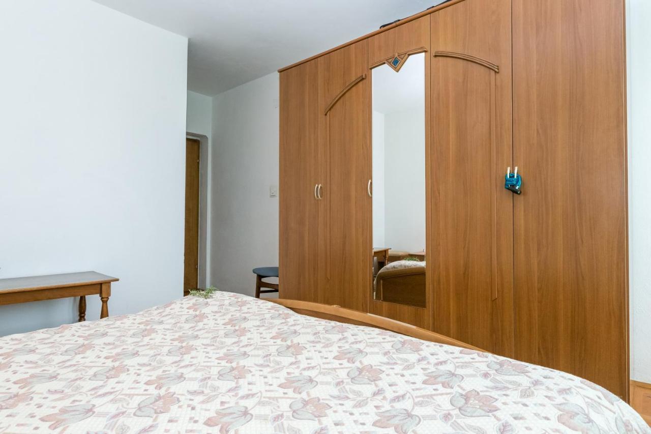 Luka  Pansion Alen - Dugi Otok Bed & Breakfast エクステリア 写真