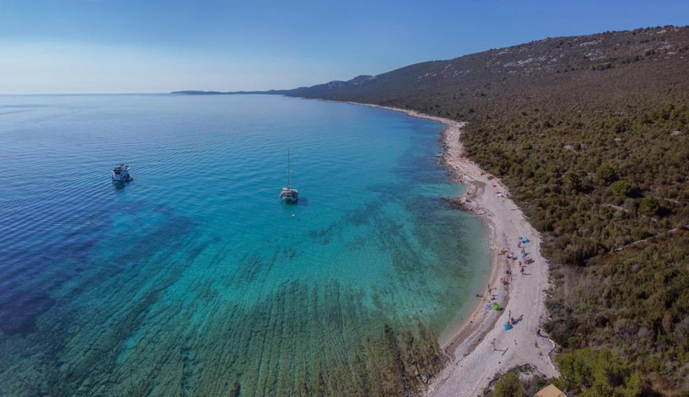 Luka  Pansion Alen - Dugi Otok Bed & Breakfast エクステリア 写真